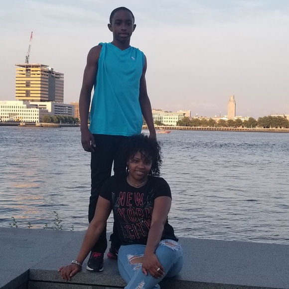 Meet your Posher, Shadia - Picture 2 of 4